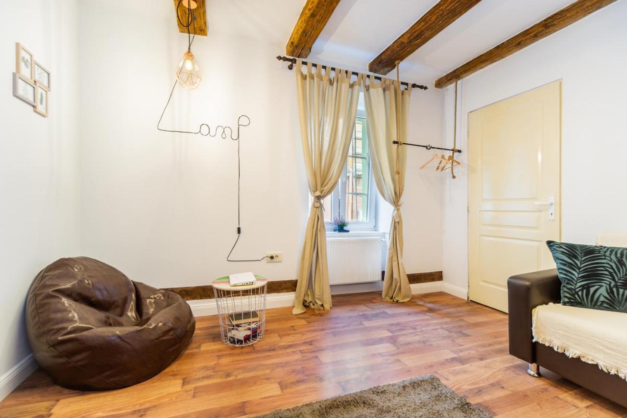 Lamp House Daire Braşov Dış mekan fotoğraf
